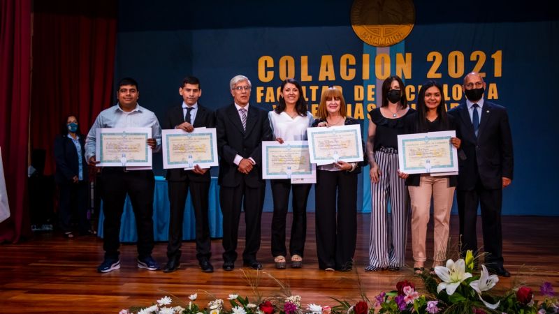 “Costó mucho reinventarse como alumno y universidad”