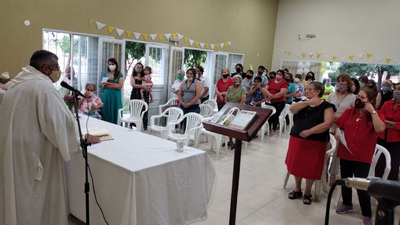 Los vecinos de Villa Reyes recibieron a la Virgen de Fátima