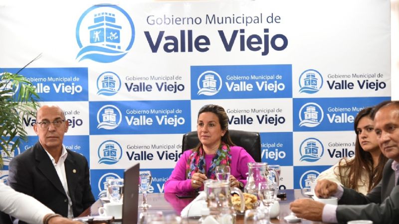 Alumnos de la UNCA presentaron un sistema de información territorial
