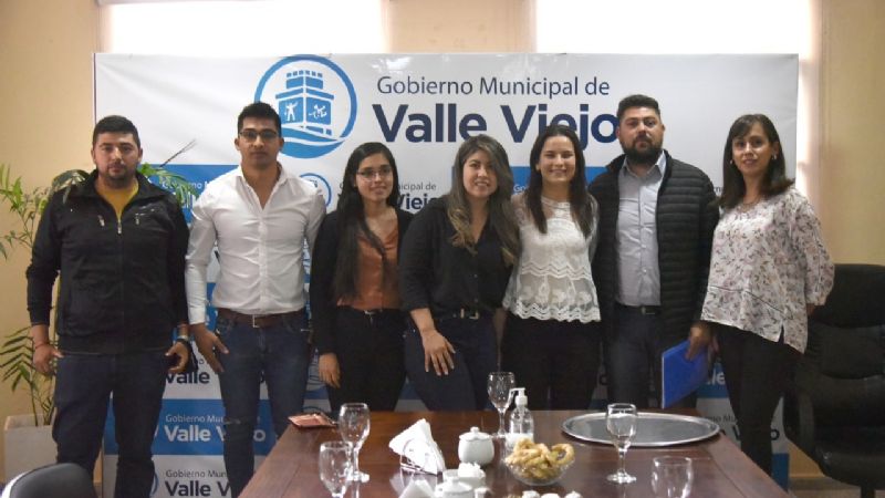 Alumnos de la UNCA presentaron un sistema de información territorial