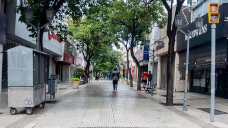 La mayoría de los comercios no abrirán el lunes