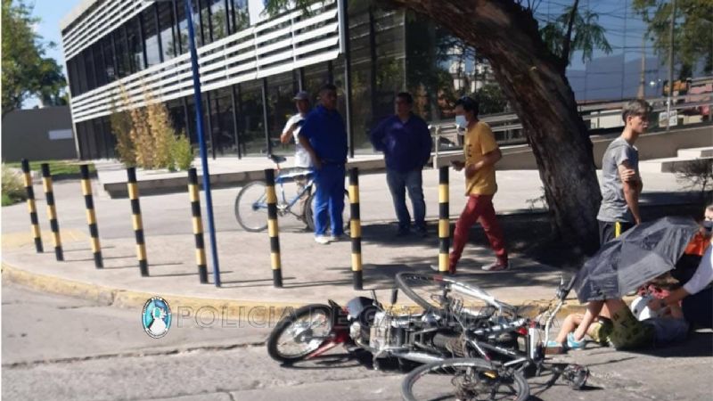Se accidentaron dos menores en moto
