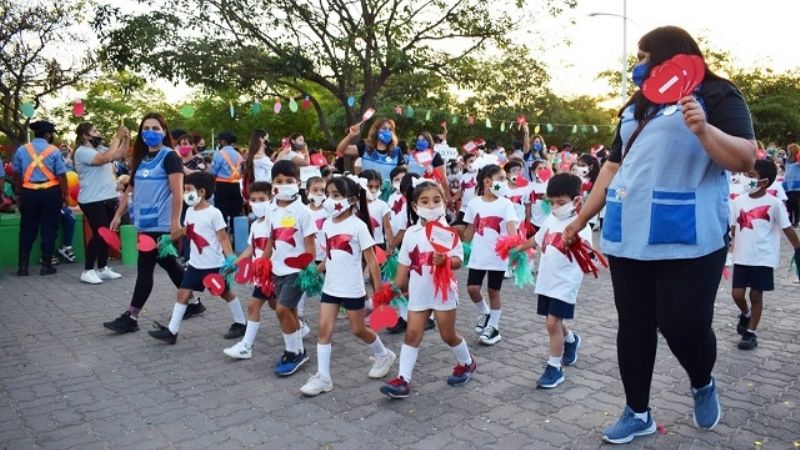 Gran Desfile de Egresaditos 2021 con magia navideña