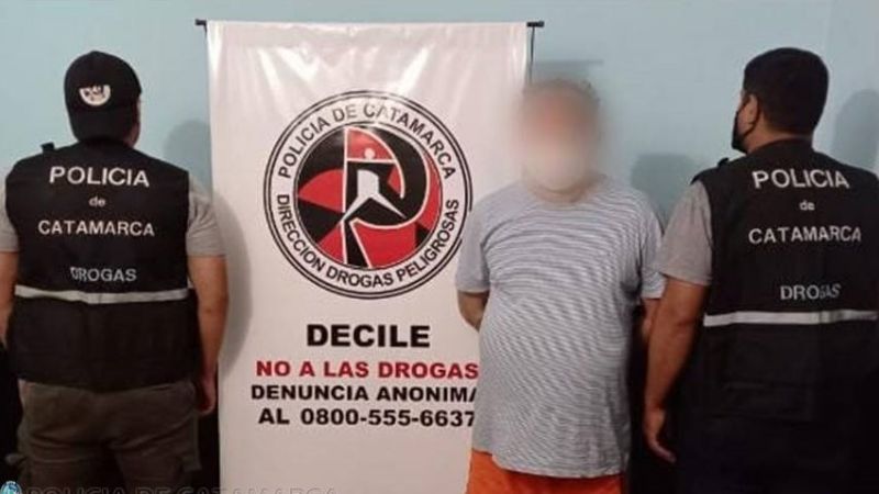 Detienen a un sujeto