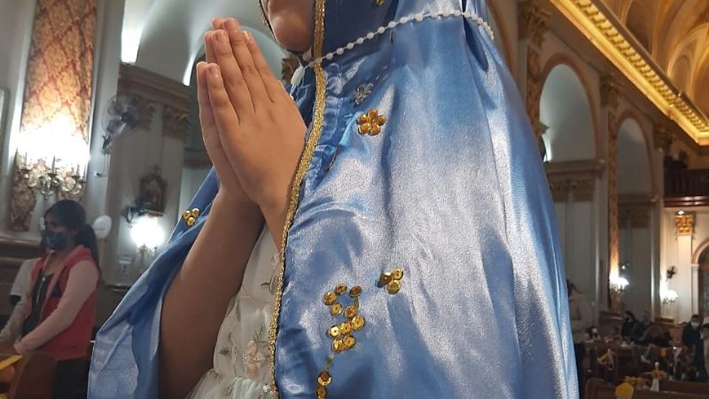 Celebración de Todos los Santos con los niños en la Catedral