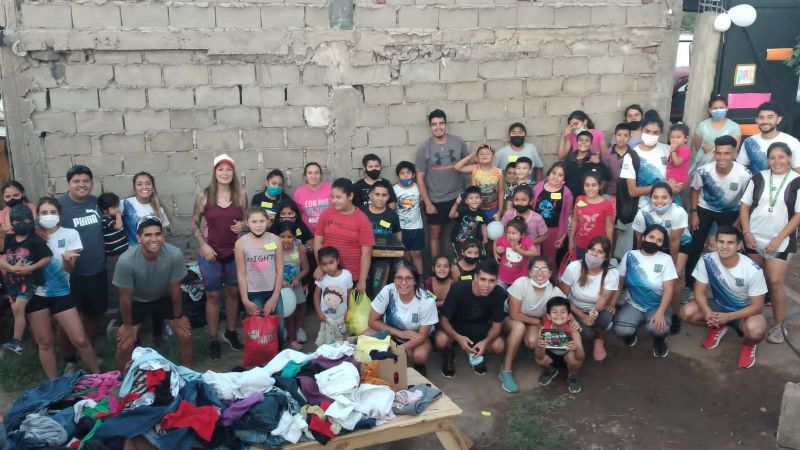 Estudiantes de ISEF concretaron proyectos solidarios