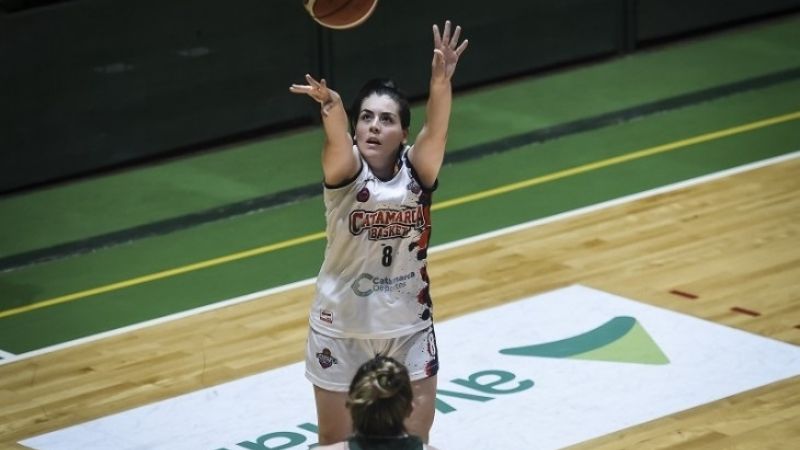 Mily Acevedo, la bandera de la ilusión y los sueños de Catamarca