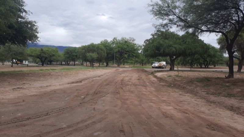 Acondicionan el parque Adán Quiroga para recibir a la Virgen