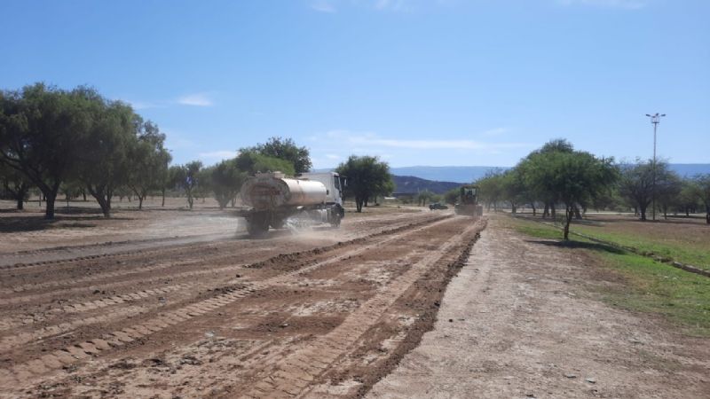 Acondicionan el parque Adán Quiroga para recibir a la Virgen
