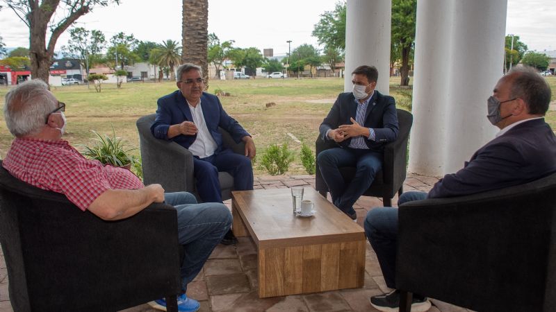 Olveira y Barot juntos con Jalil