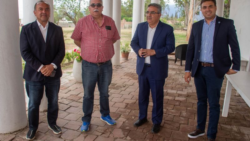 Olveira y Barot juntos con Jalil