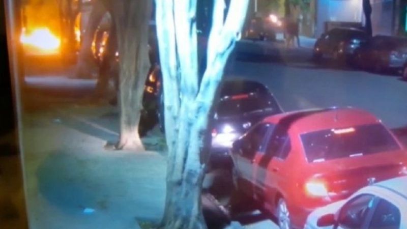 Atacaron con bombas molotov el edificio de Clarín