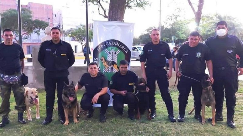 Exhibición de la sección Canes del Servicio Penitenciario