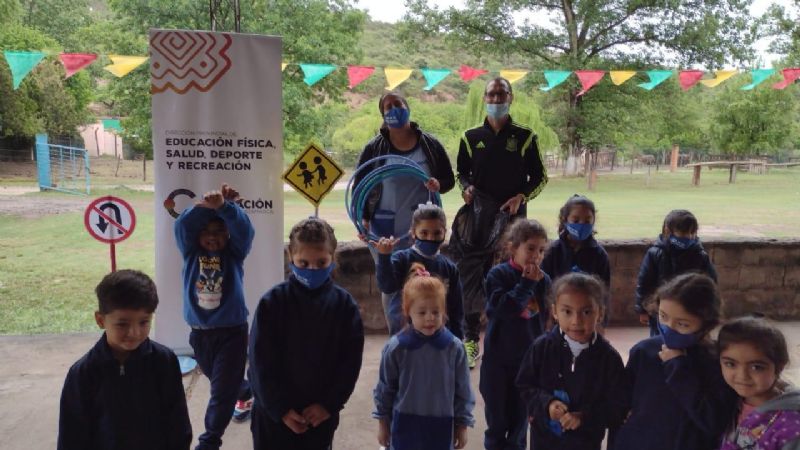 Los JIN de El Rodeo y Las Juntas jugaron a conocer las normas de tránsito