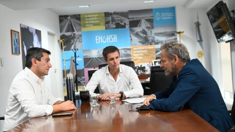 Gestiones para nuevas obras de redes de agua y saneamiento