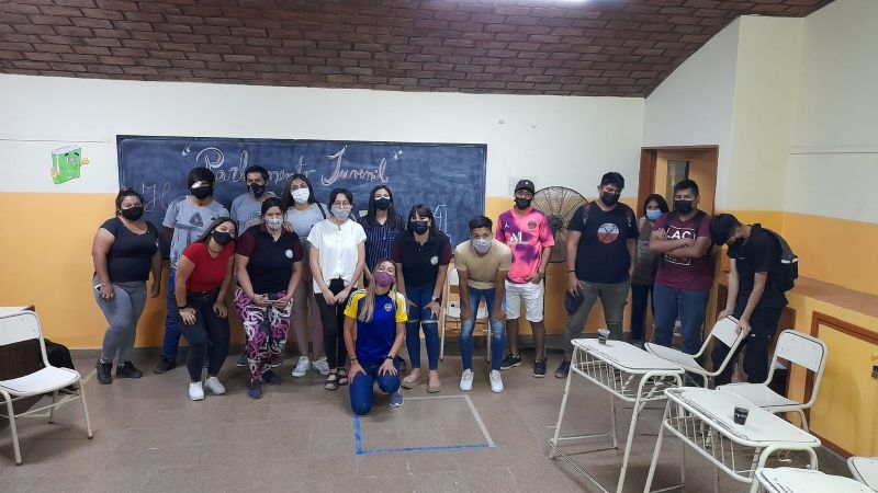 Alumna catamarqueña en el Encuentro Nacional de Parlamento Juvenil del Mercosur