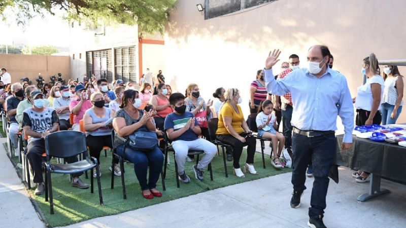 Nueva entrega de anteojos e intensa jornada del “Municipio en tu Barrio”
