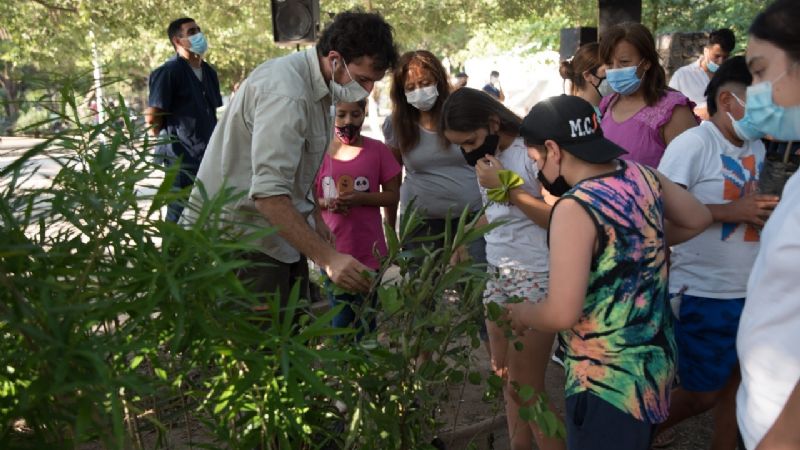 Nueva entrega de anteojos e intensa jornada del “Municipio en tu Barrio”