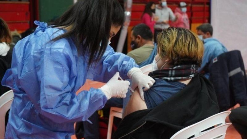 El Gobierno insta a completar la vacunación ante la Ómicron