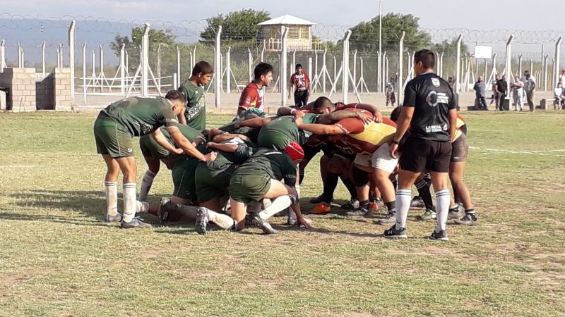 Contundente triunfo de Los Awkas que son finalistas