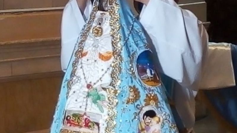 La Madre del Valle ya luce el nuevo manto alusivo al Año de San José