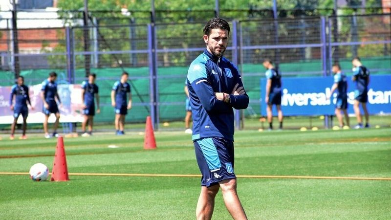 Racing-Lanús la atracción de este lunes por la Liga