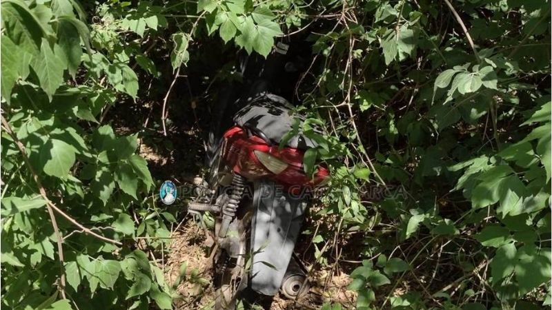 Le robaron la moto en el dique y la encontraron en un descampado