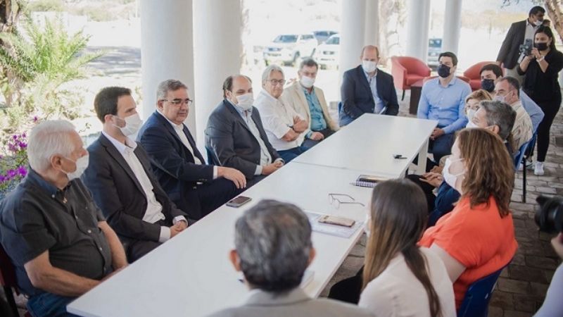 Jalil y Saadi anunciaron medidas de incentivo para el sector privado