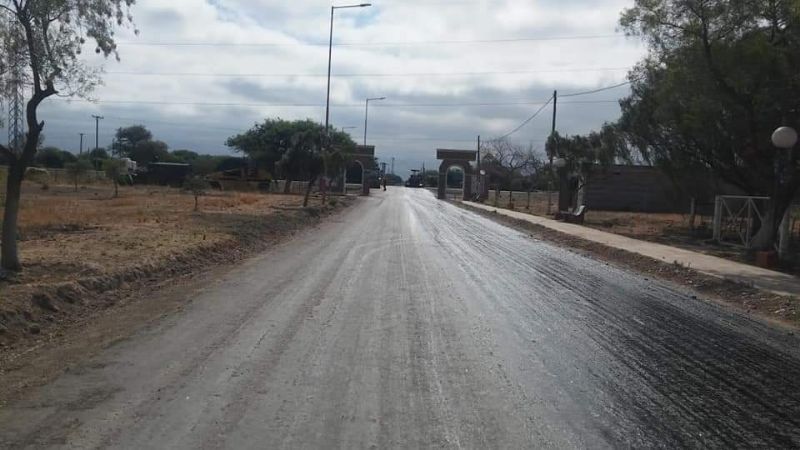 Pavimentación en el ingreso a Quirós