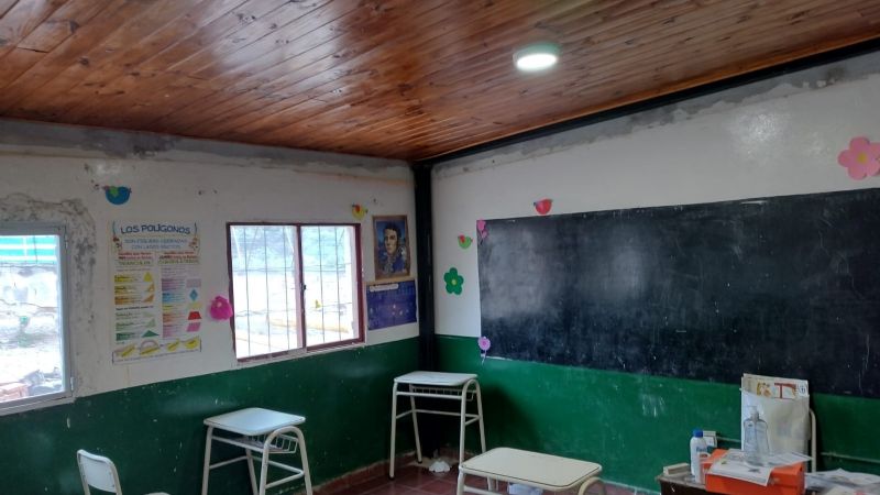 Gran avance energético para la Escuela Nº 468 de Ampujaco