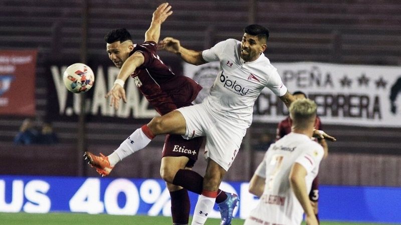 Lanús empató con Estudiantes y sigue tercero