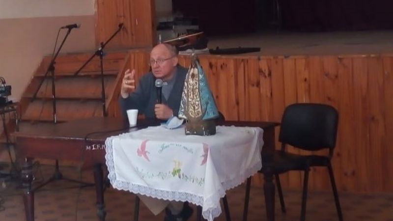 Servidores del Santuario participaron de jornada de oración y convivencia