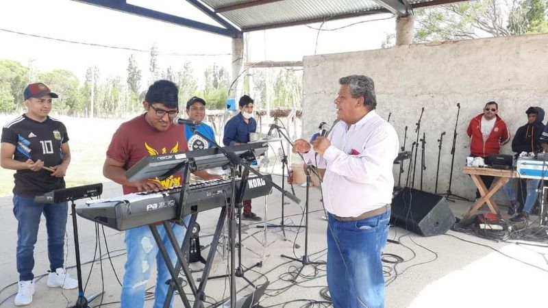 El intendente Gómez agasajó a los municipales en su día