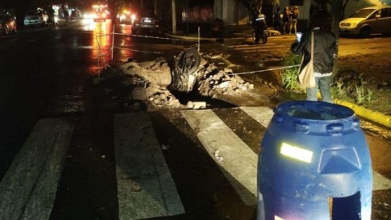 Motociclista cayó a una zanja
