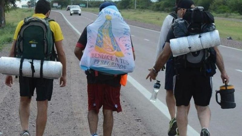 Vialidad Nacional previene a conductores por la presencia de peregrinos en las rutas