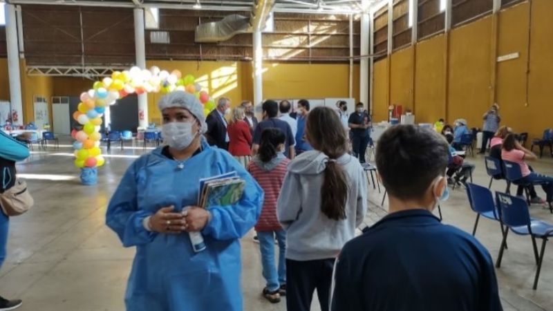 Viernes con cronograma de vacunación en Capital e interior