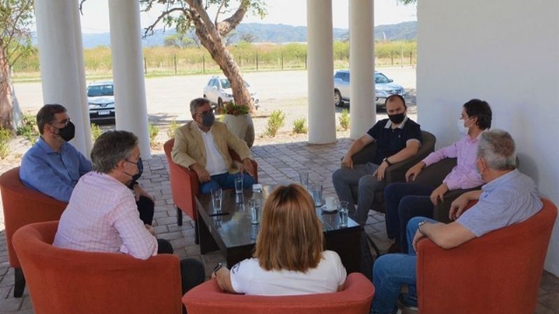 Livent y el Gobierno analizaron el plan de inversión