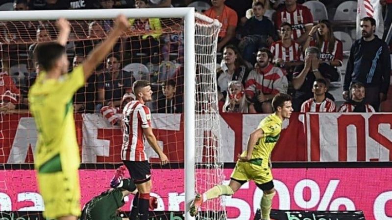 Aldosivi venció a Estudiantes y Platense a Vélez