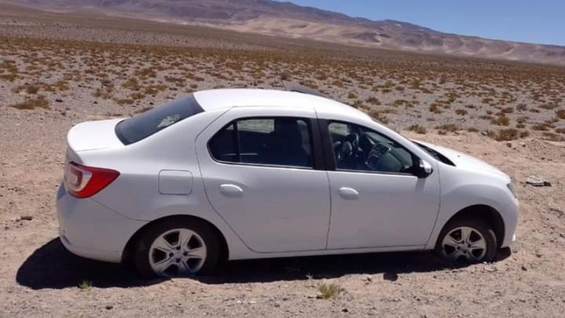 Un militar brasileño volcó con su auto en la ruta 43