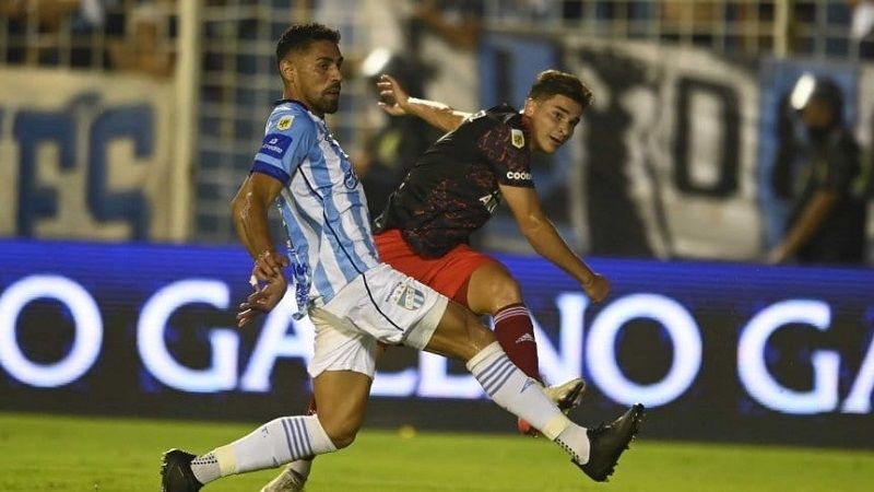 El campeón, River, se despidió con un empate en Tucumán