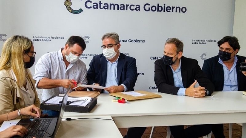 Licitación de cañerías por el Gasoducto Lavalle-Catamarca