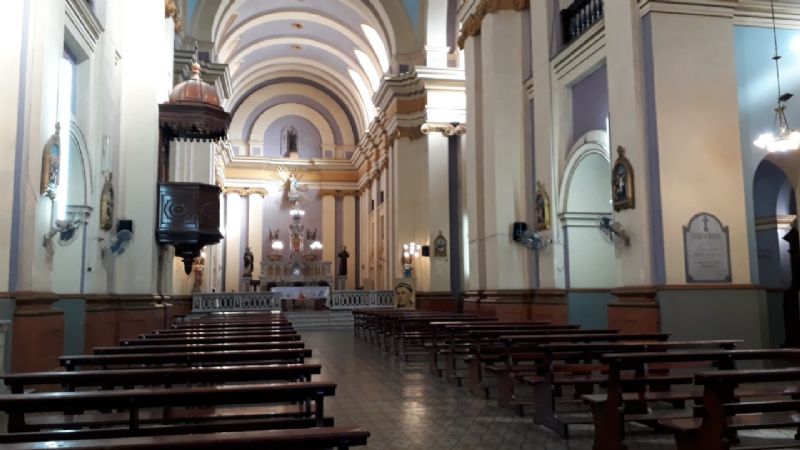 Misas en el templo franciscano y El Calvario