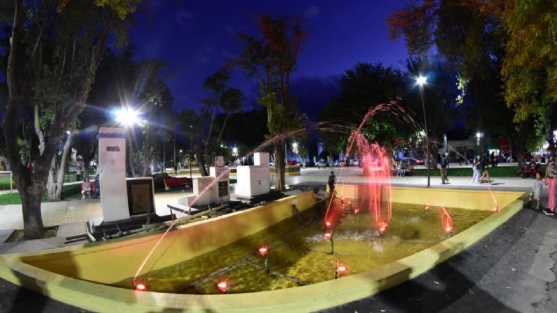 El principal paseo público de Santa María con espíritu navideño