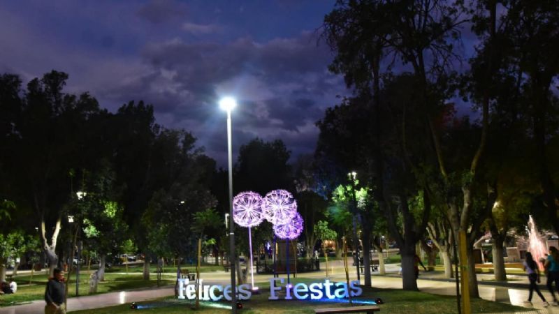 El principal paseo público de Santa María con espíritu navideño
