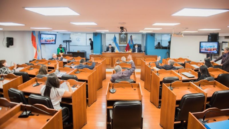 En sesión histórica, sancionan la expropiación de tierras para el dique Ampajango