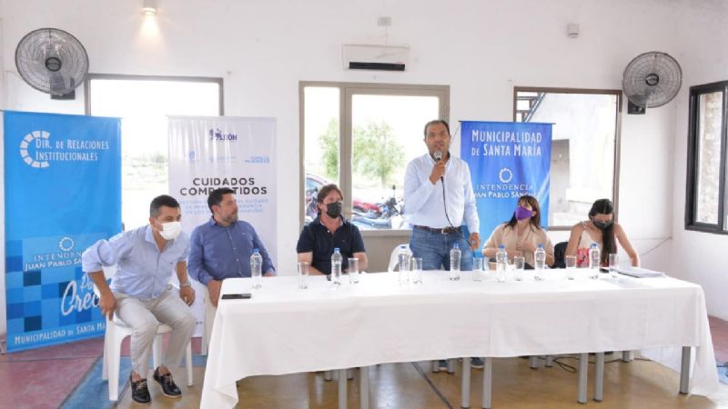 Capacitación para el cuidado de adultos mayores en Santa María