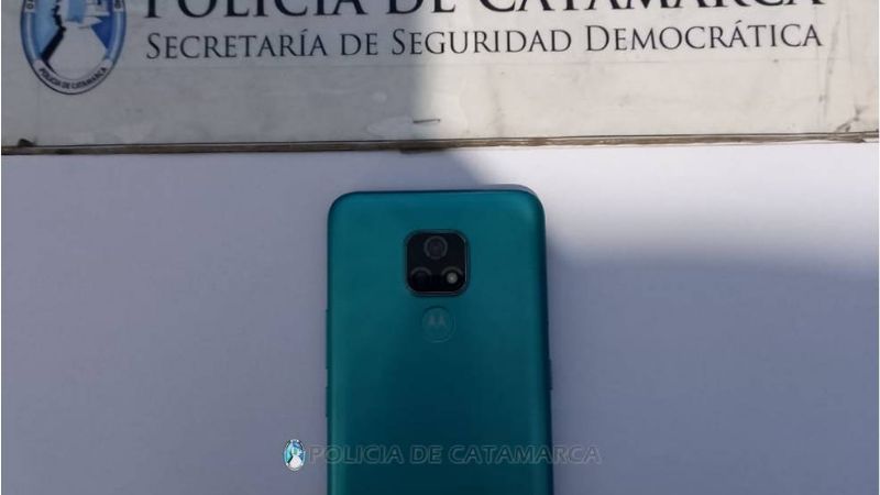 Secuestran un celular robado