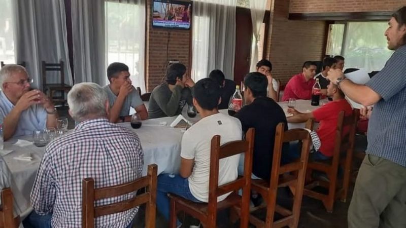 Vecinos de Las Palmitas visitaron emprendimientos