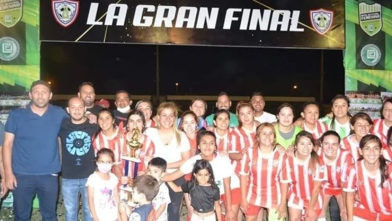 Villa Cubas campeón del Fútbol Femenino en Capital