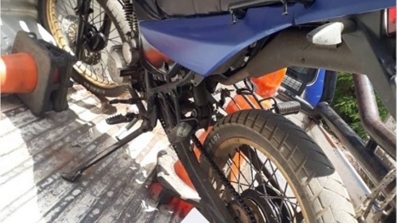 Recuperan una moto sustraída en Banda de Varela